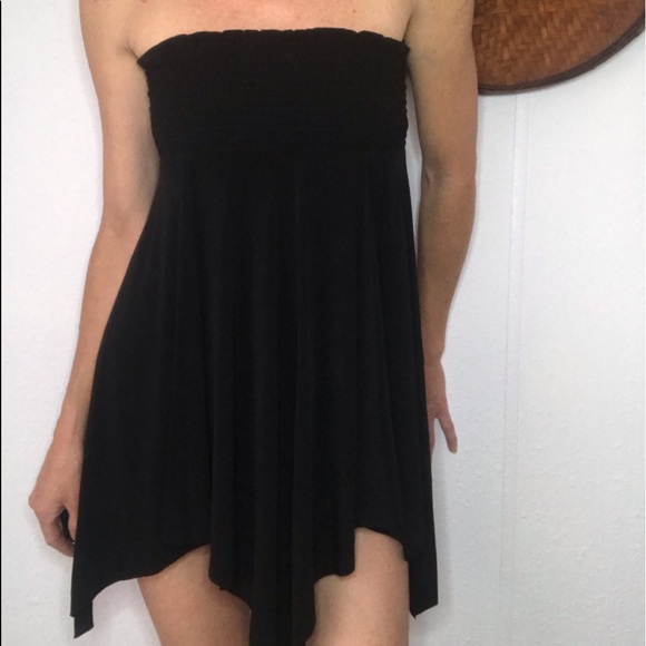 Cache Tops - 🦅Gorgeous black CACHE strapless flounce top